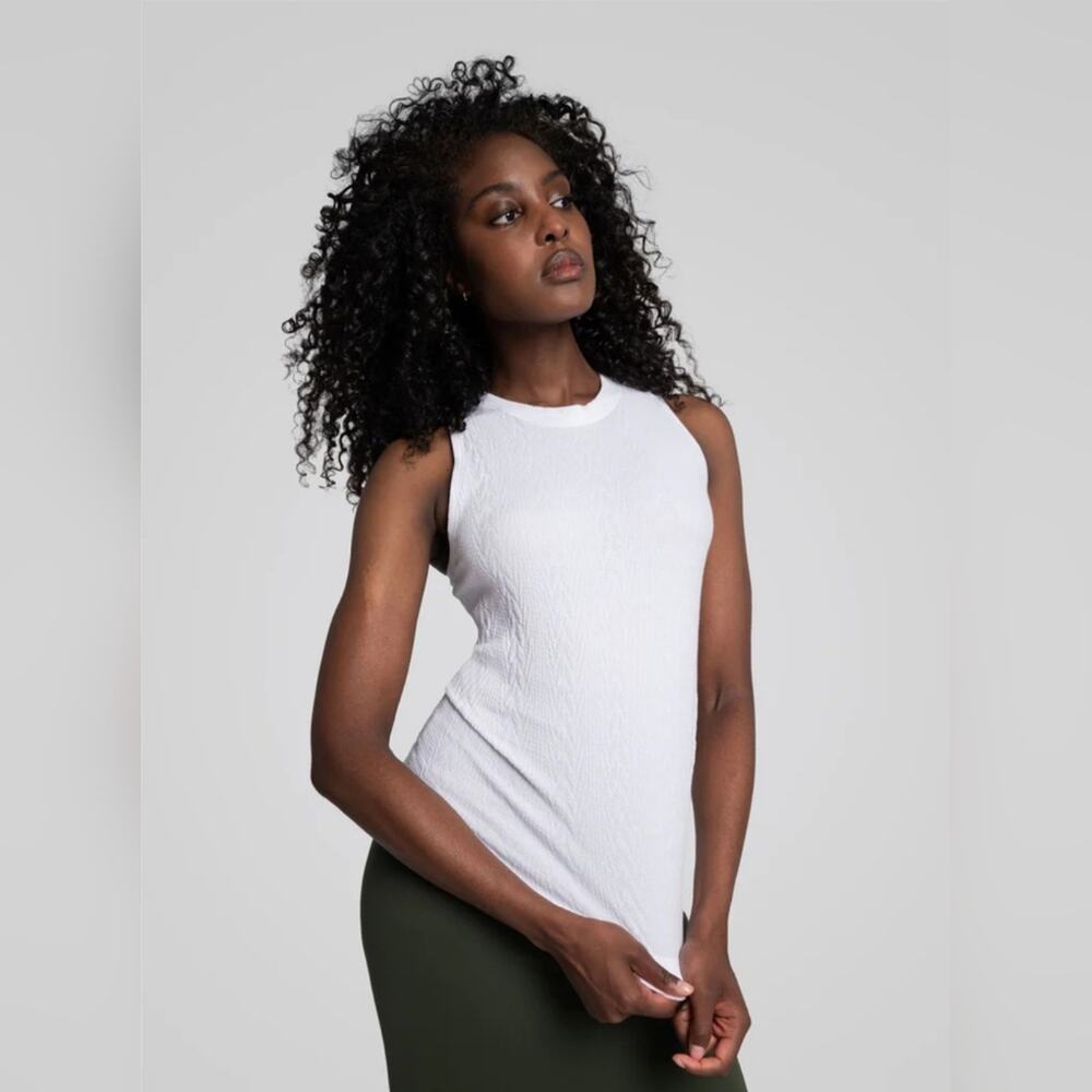 Epoque Evolution Women's White Organic Cotton Racerback Tank Top Size Medium